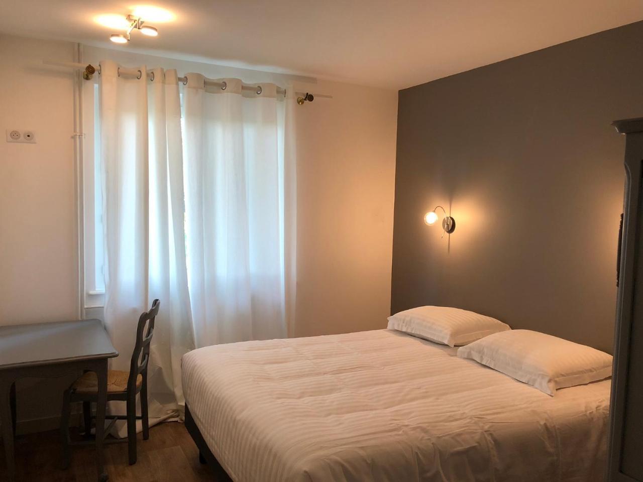 La Cle Des Champs Hotel Le Teilleul Ngoại thất bức ảnh